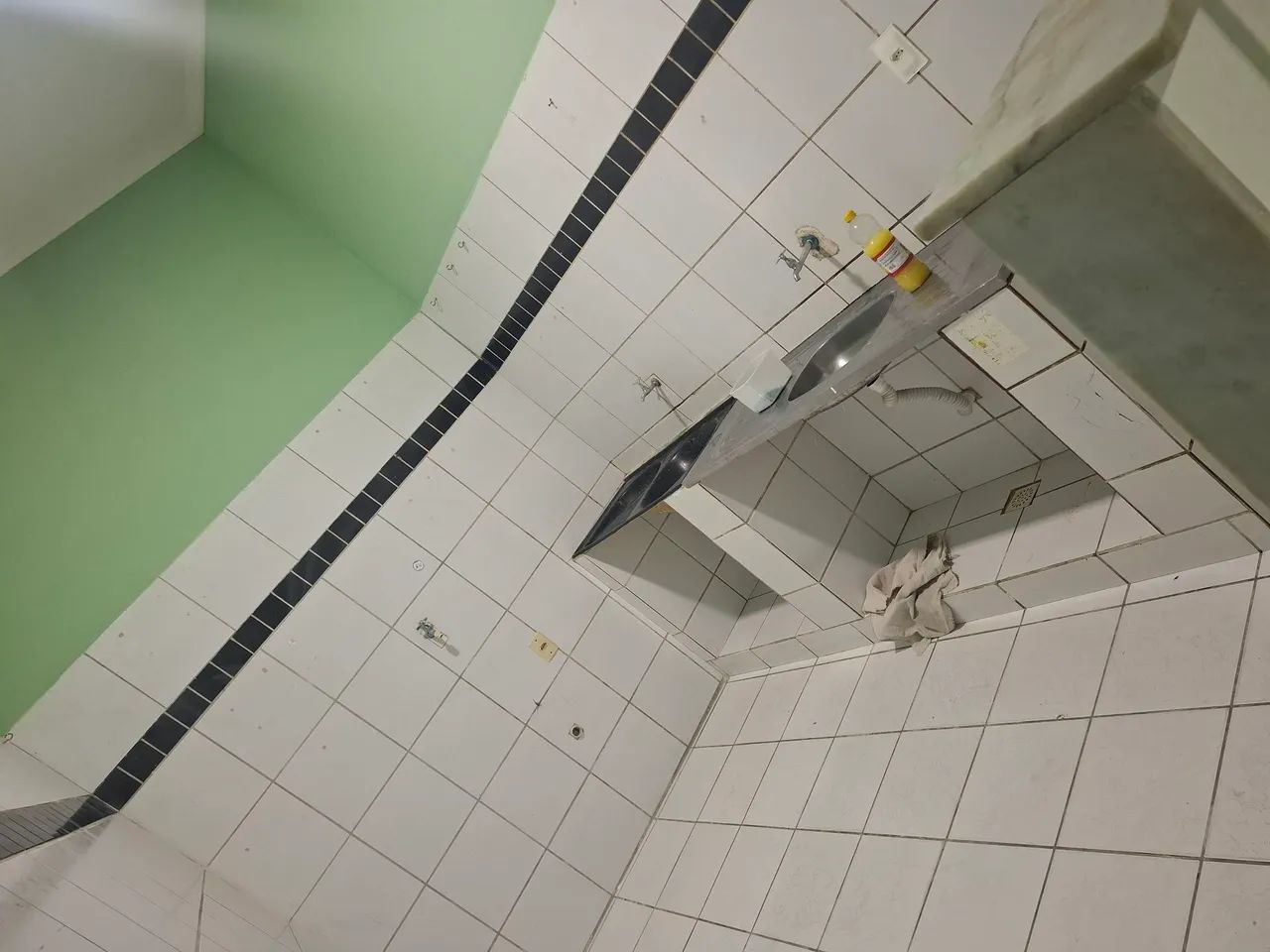 Aluga-se casa nas Quintas - Foto 4