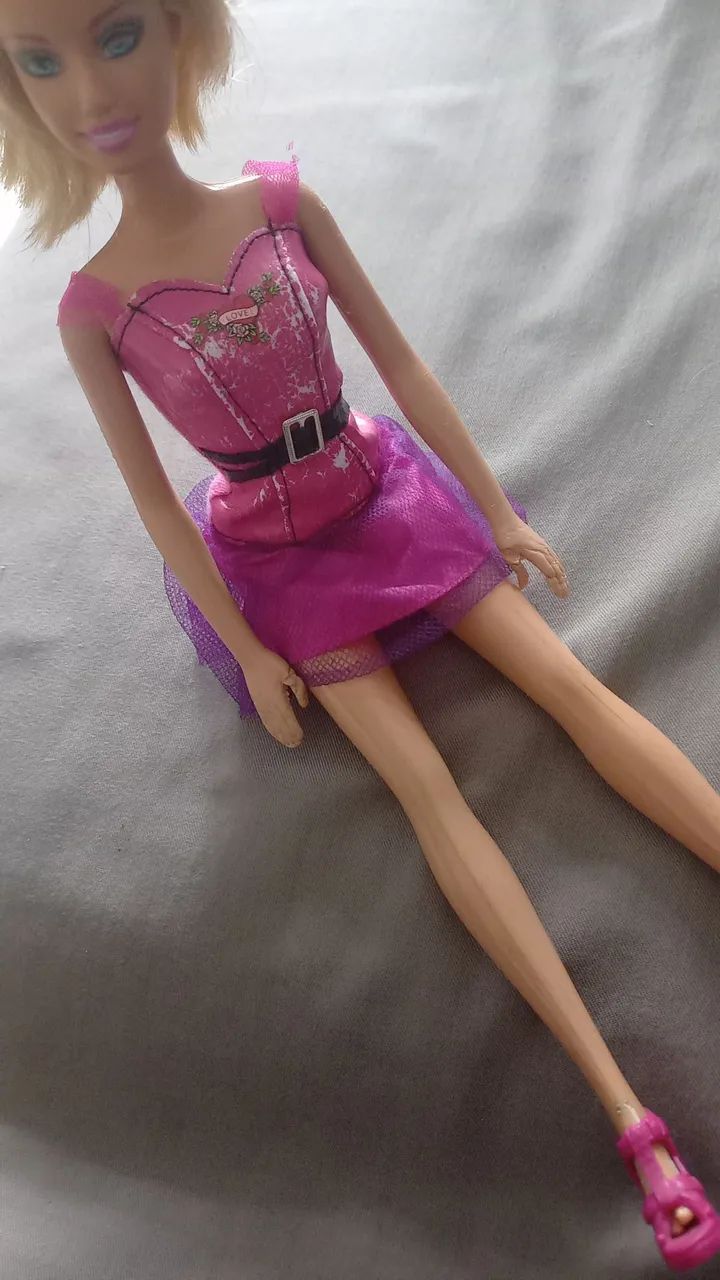 Boneca  barbie   - Foto 3