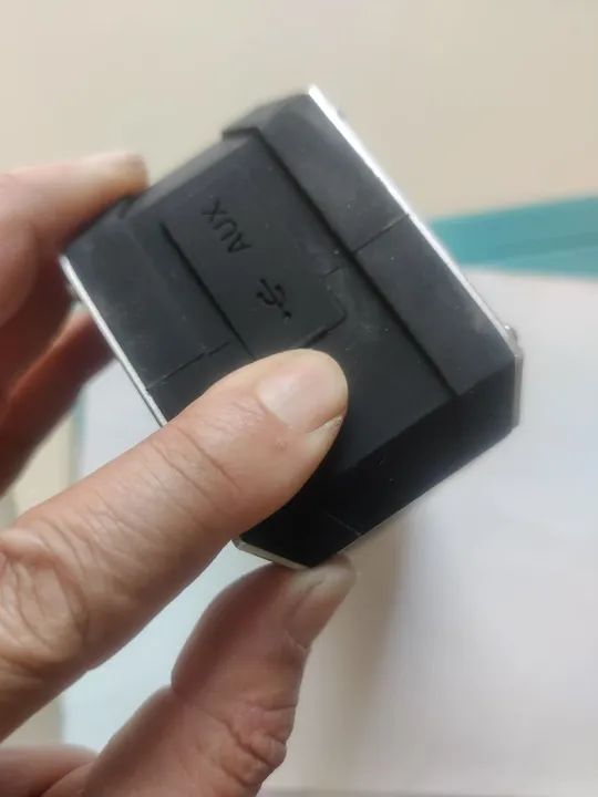 Caixa de Som Bluetooth PUNKER - Foto 3