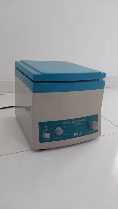 Centrífuga Microhematócrito Daiko CM-12000 - Foto 2