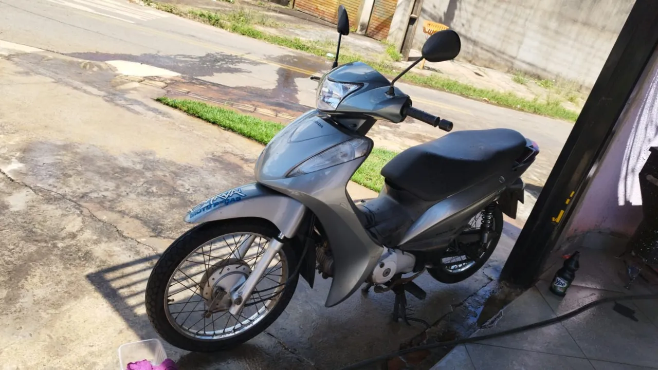 BIZ 125 2012 2012