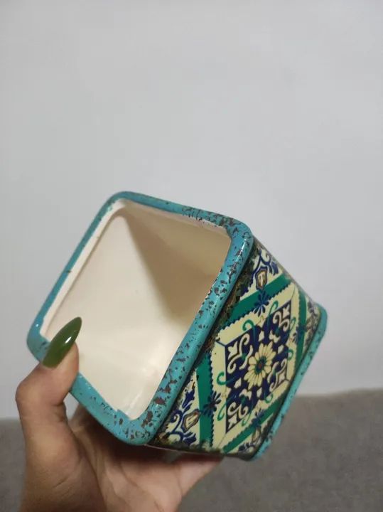 3 Vasos Decorativos em Cerâmica - Foto 2