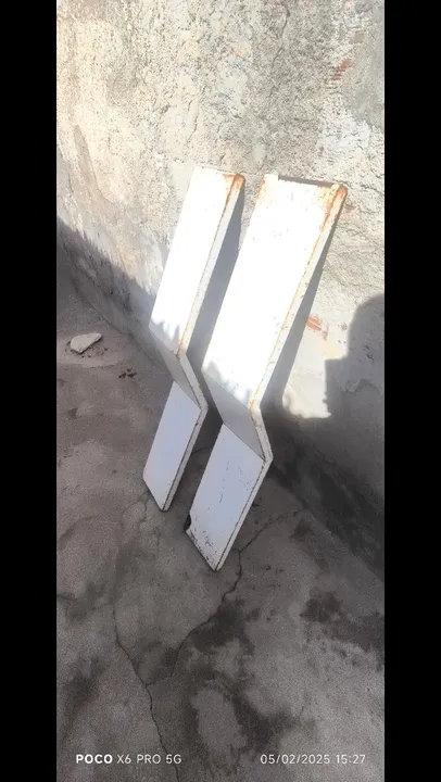 Prateleira de decoração.