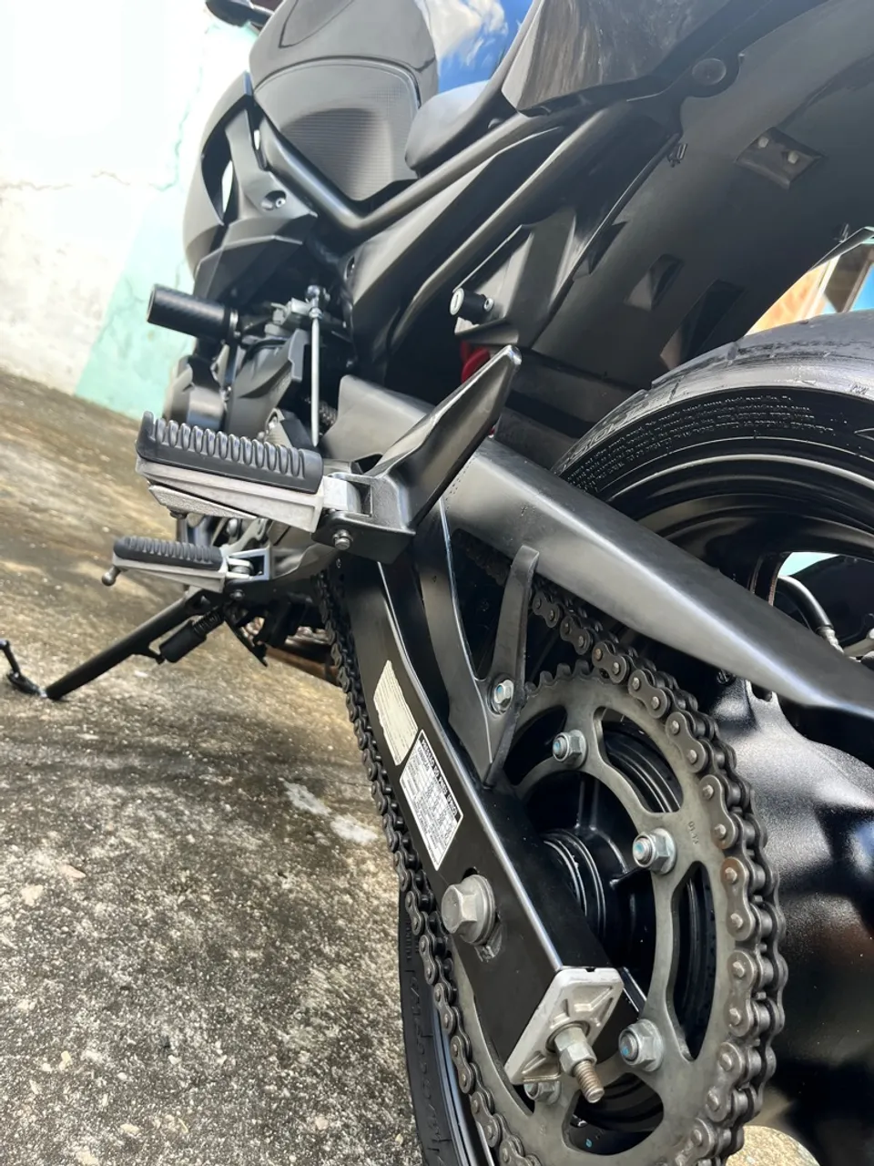 Xj6 N