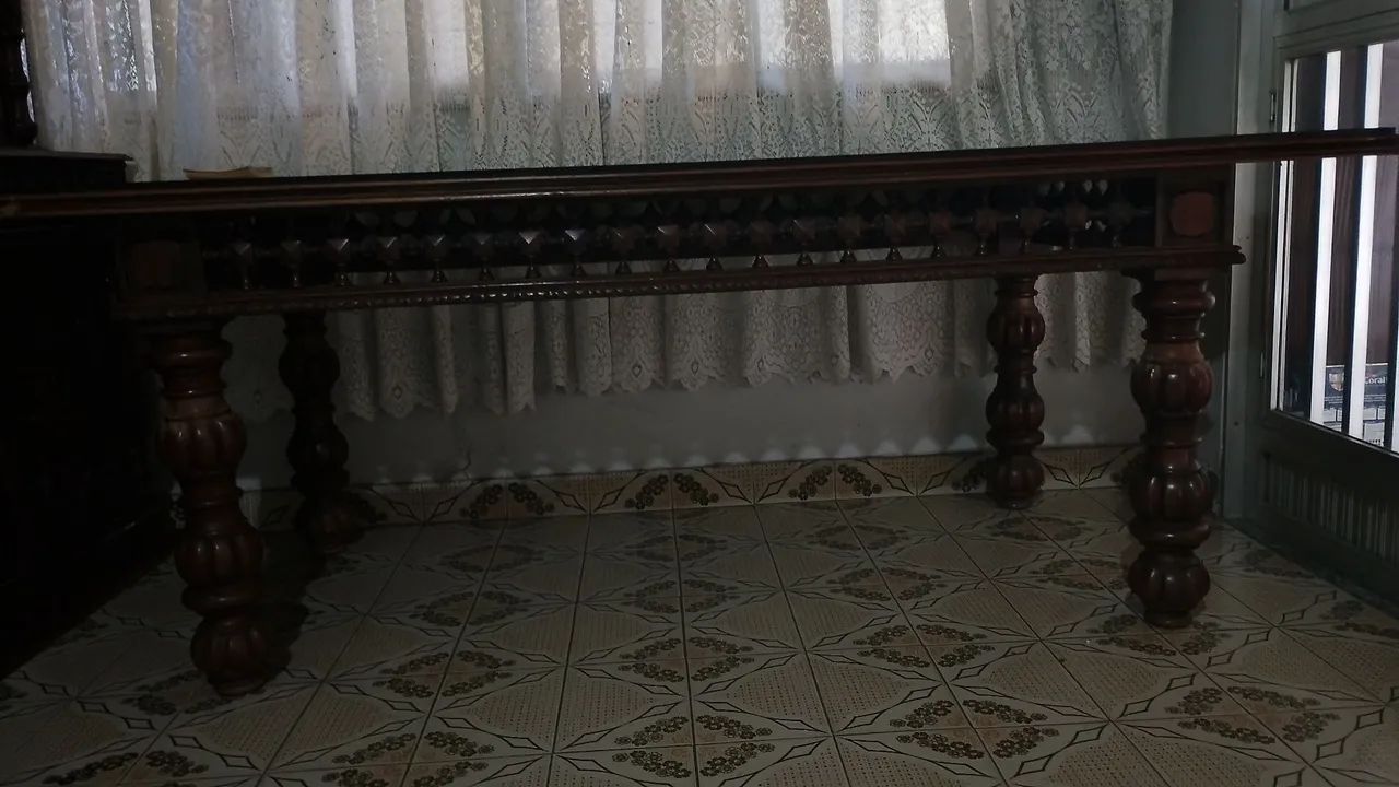 Mesa em madeira maciça rústica64386064792066122