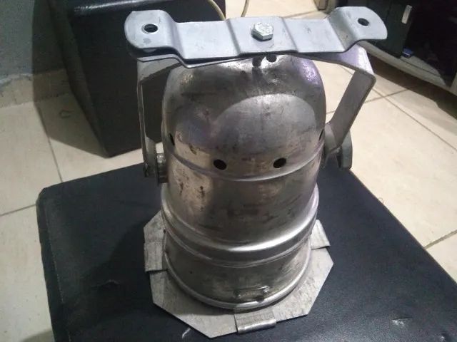 Holofote  wintage de alumínio meca lux  - Foto 4