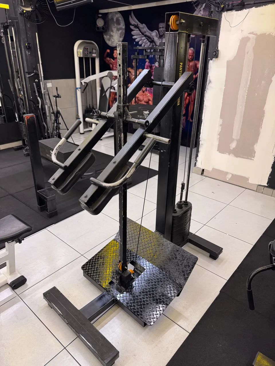 AGACHAMENTO E PANTURRILHA GUIADO  - Foto 4