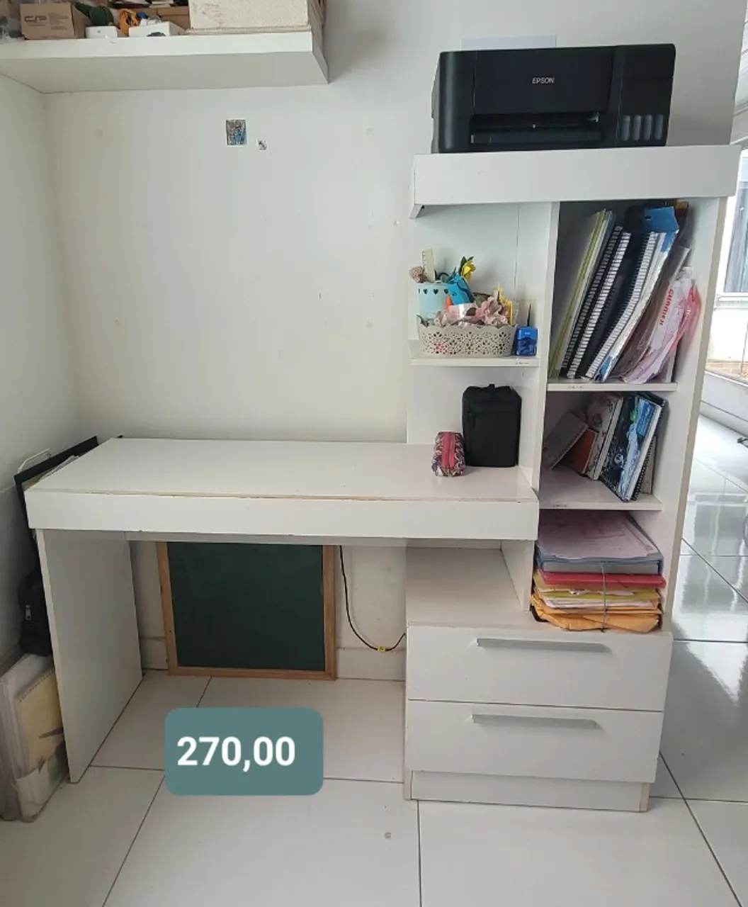 Escrivaninha para impressora