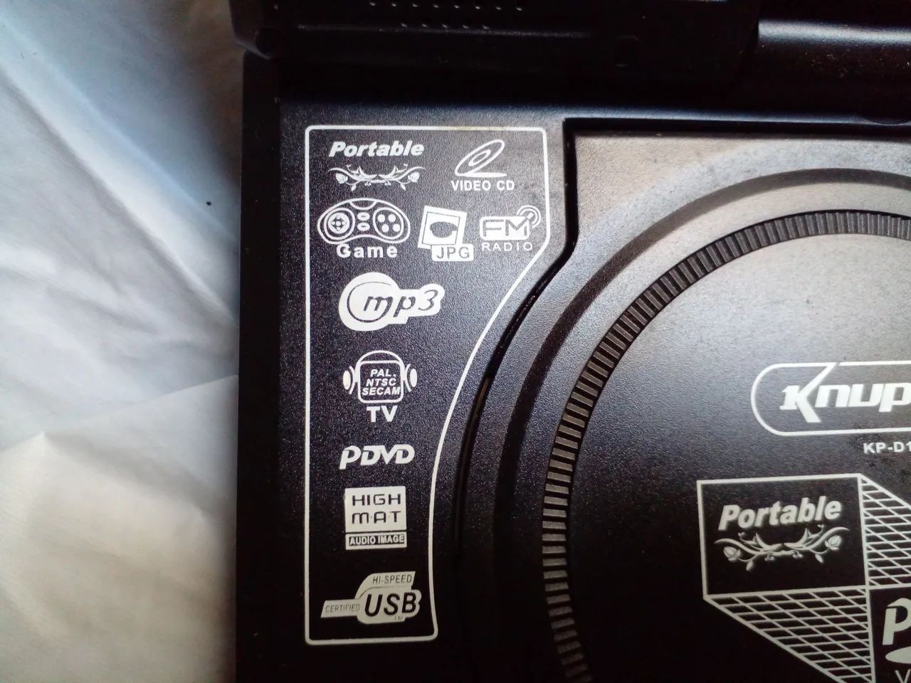 DVD Player Portátil Knup KP-0113 - Foto 2