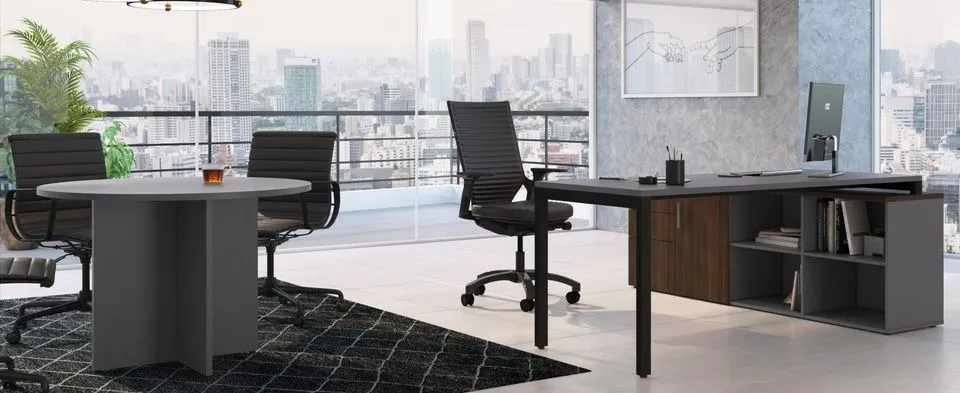 Pronta Entrega. Mesa Opus/180L+Armário/180L+Mesa de Reuniões/110D, R$3.917,70!