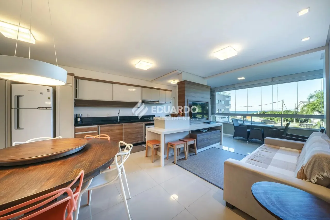 Apartamento à Venda em Mariscal Bombinhas/SC A 150 Metros do Mar