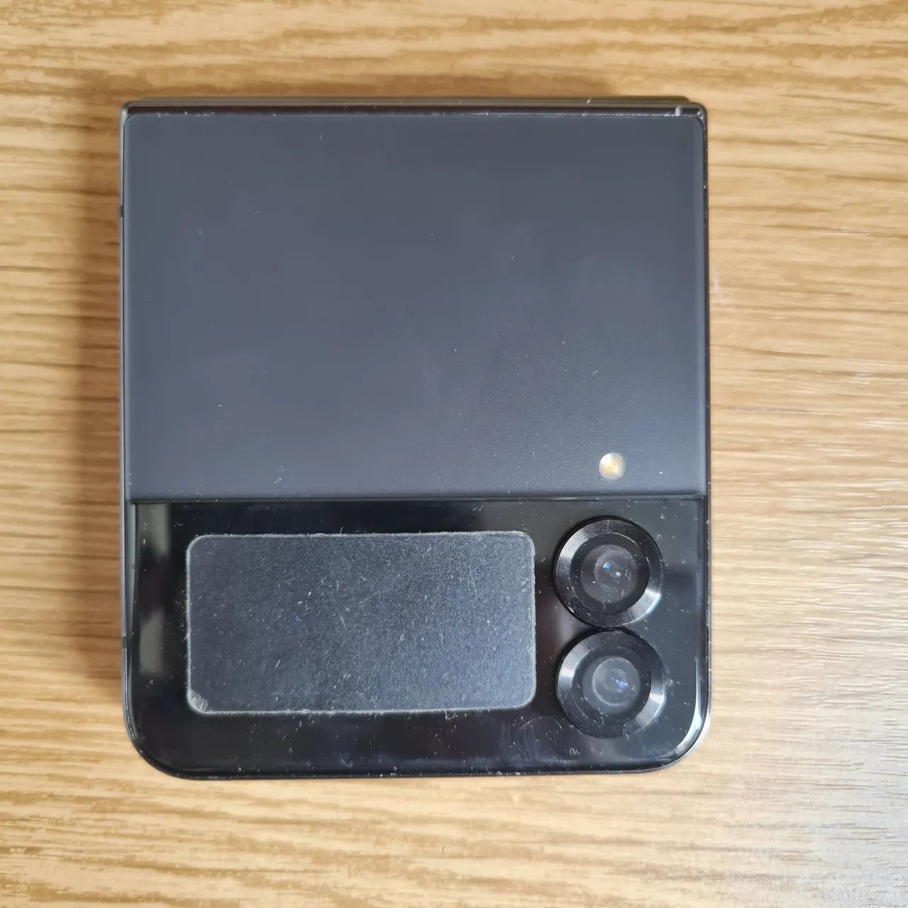 Samsung Galaxy Z Flip 4 (com tela, retirada de peça)<br>quebrada, para retirada de peças. - Foto 3