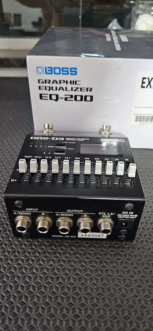 BOSS EQ-200 - Foto 4