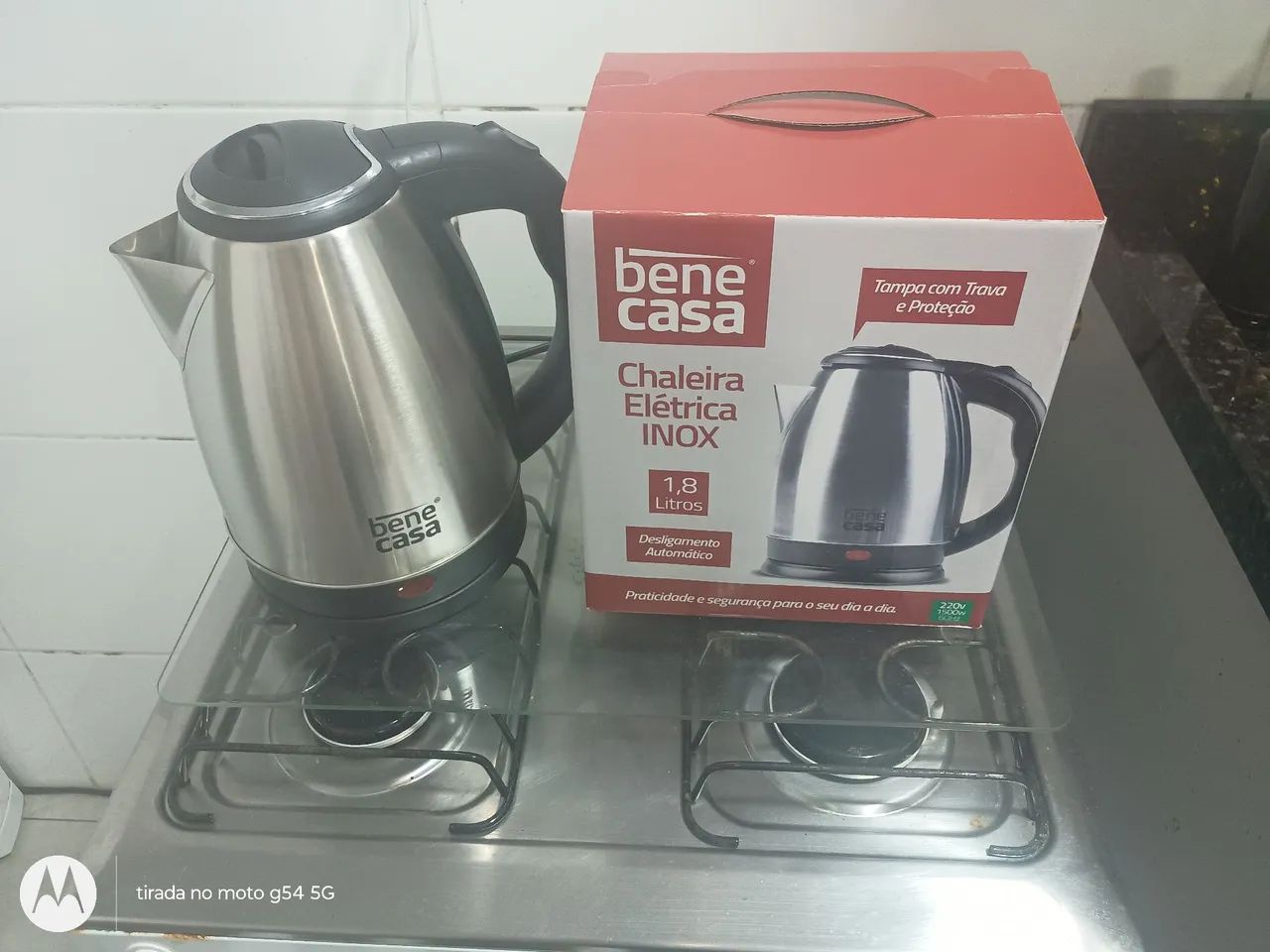 Chaleira elétrica nova 