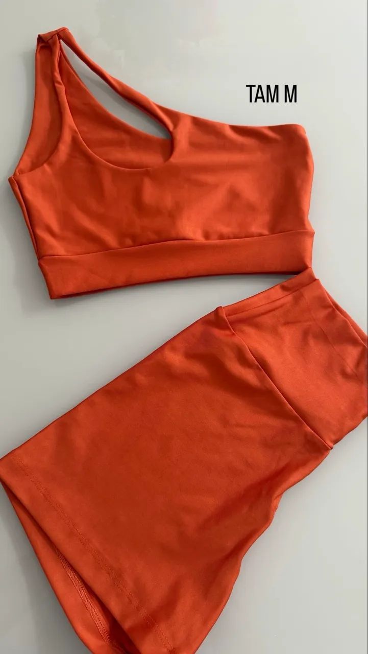 Roupas de academia 