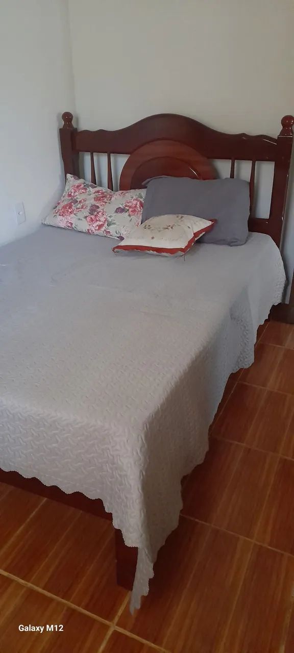 Cama casal de madeira retrô - Foto 4