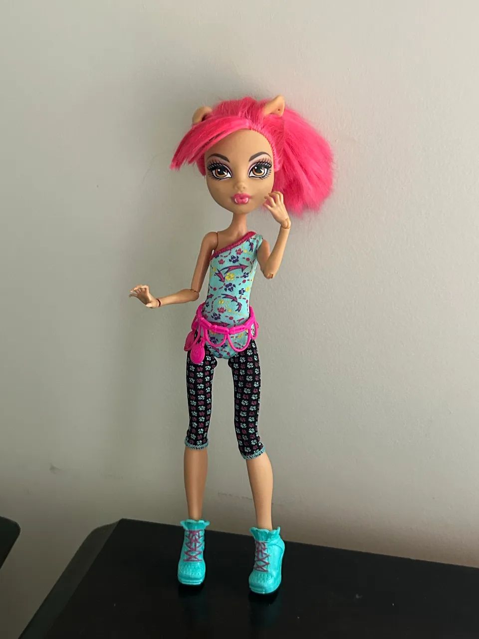 Monster high howleen dance class
