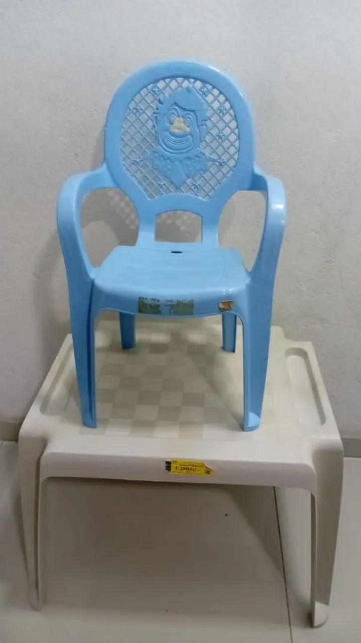 Mesinha + cadeira