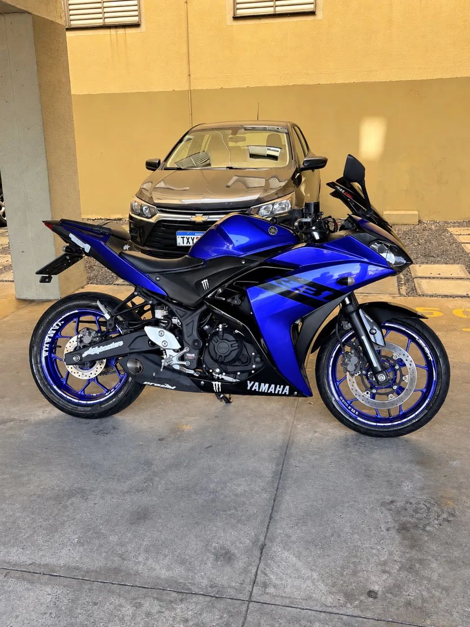 Yamaha R3 ABS 2019 - Foto 2