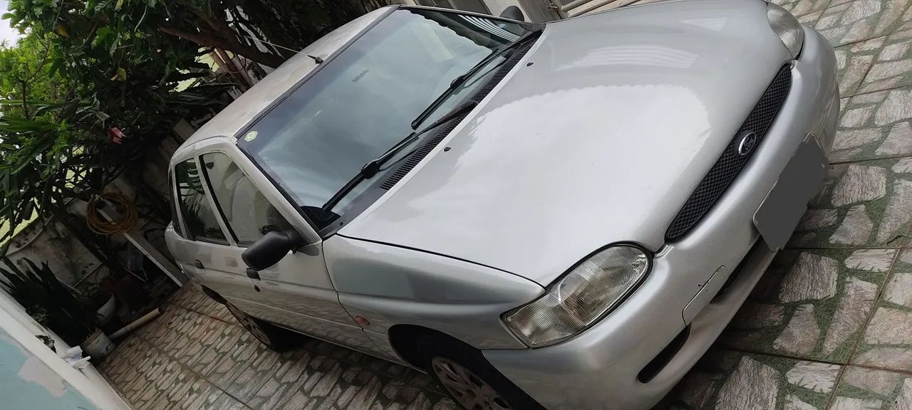 Ford Escort Escort GL 1.6 MPI 2001