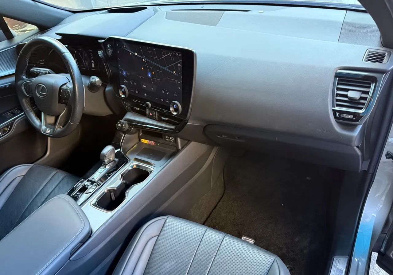 Lexus NX-350h F-sport 2.5 16V Aut. (hybrid), foto 11 de 11