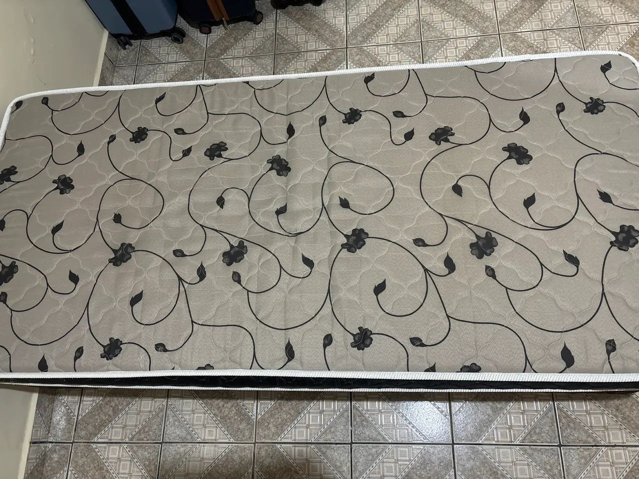 Cama box 