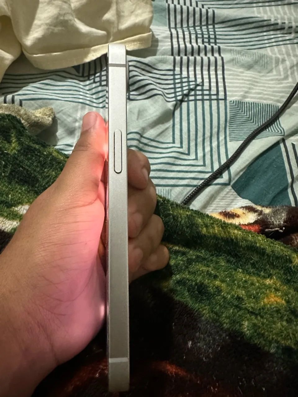 Vendo iPhone 16 e  - Foto 3
