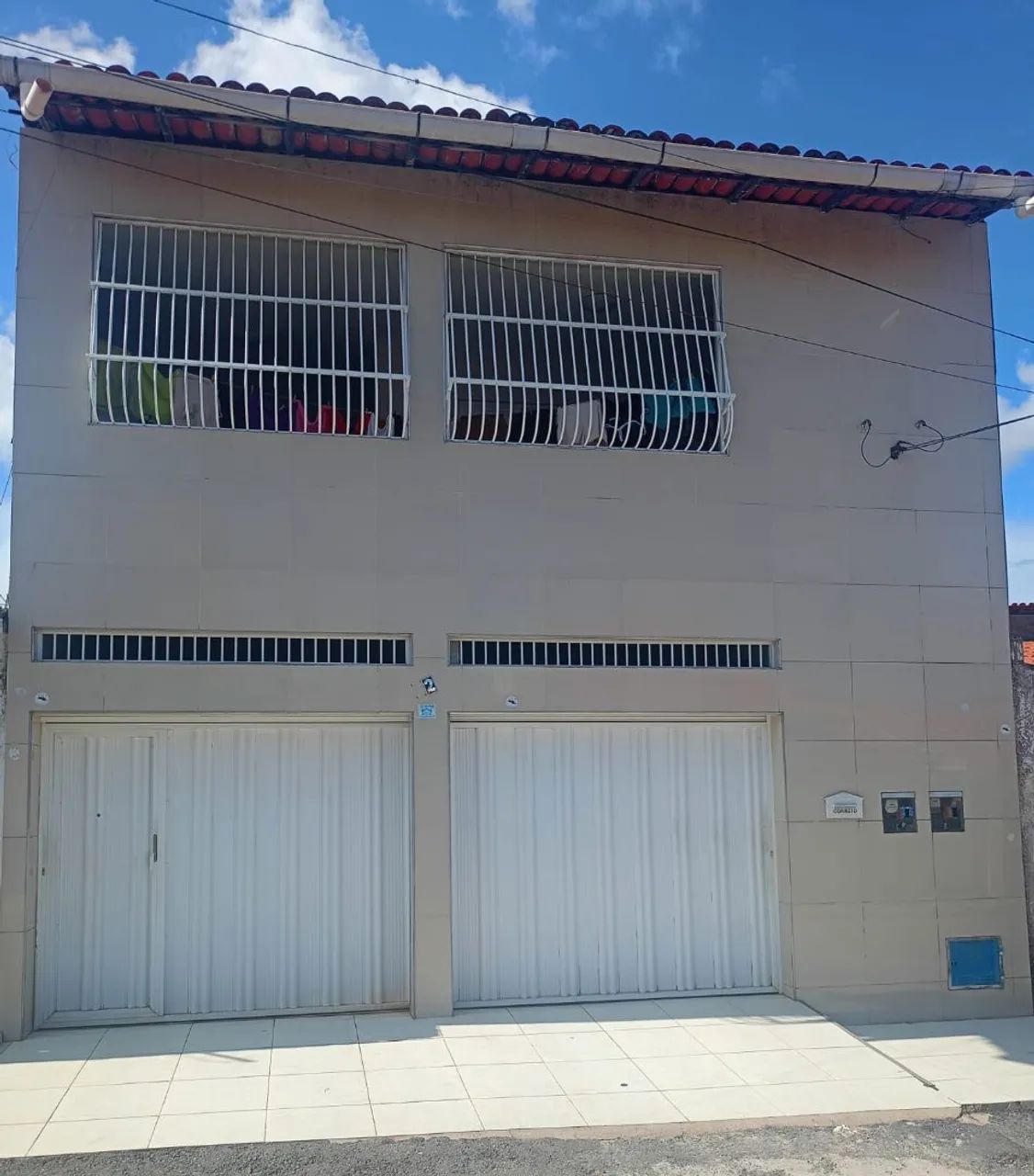 EXCELENTE OPORTUNIDADE - CASA DUPLEX COM 2 MORADIAS INDEPENDENTES