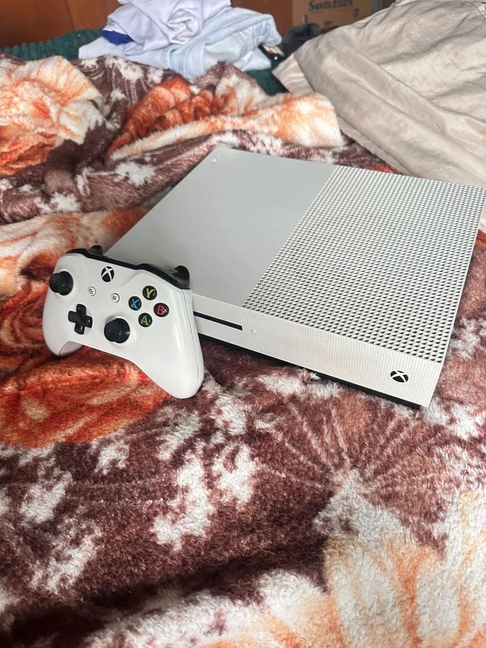 Xbox One S 1TB Cabos E Controles Originais + Jogos
