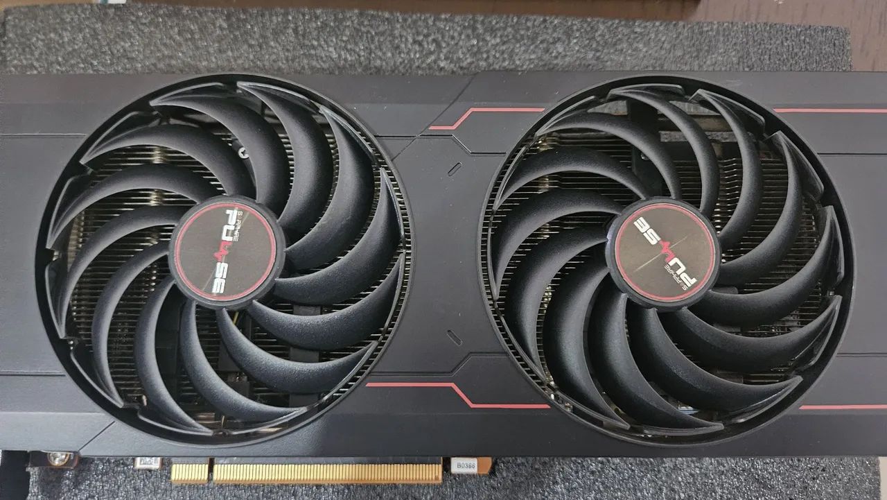 Radeon RX 6600 XT SAPPHIRE PULSE com CAIXA - usada
