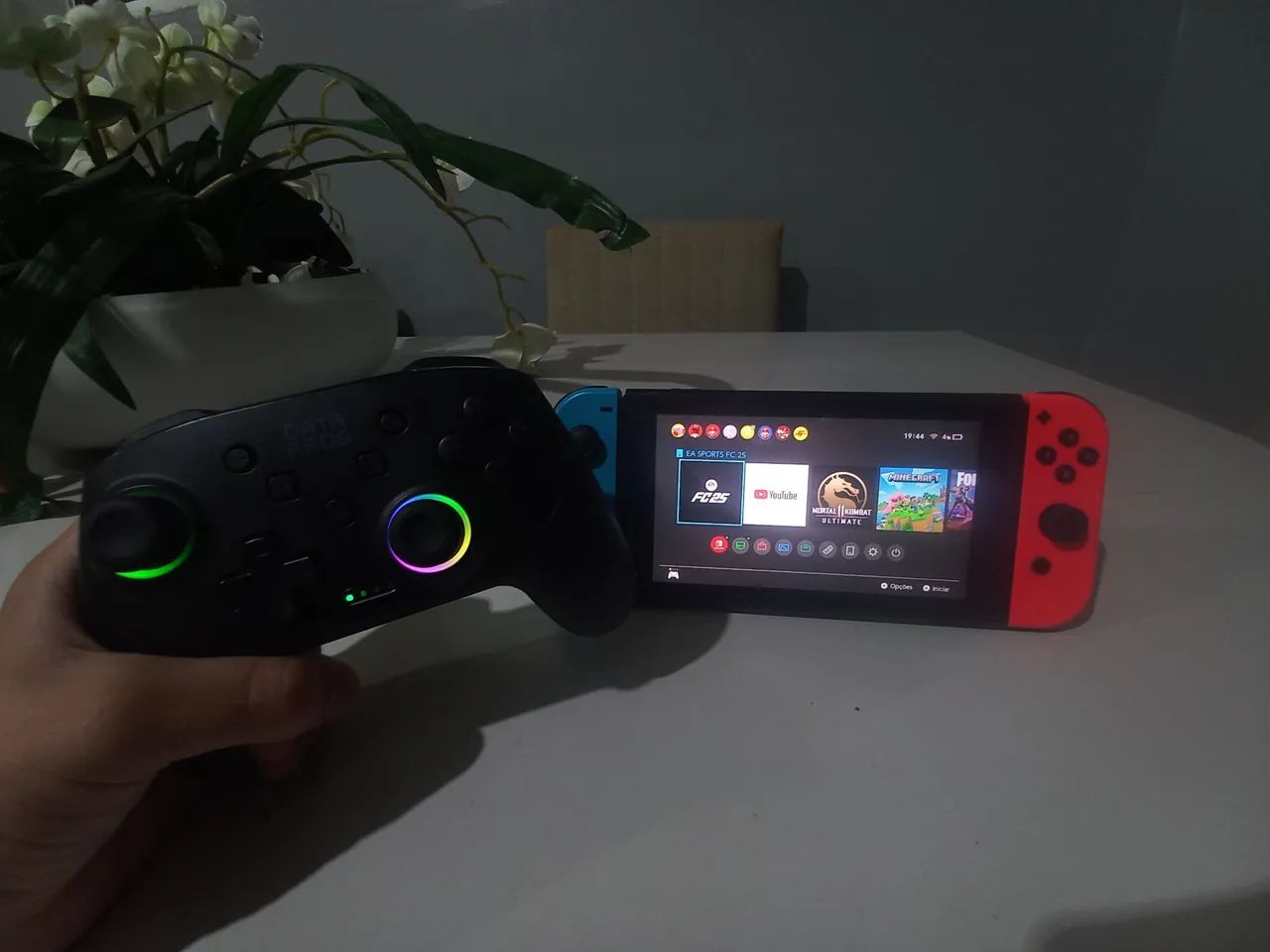 Nintendo Switch V2 Completo + Controle Extra + 128GB de Memória SD - Foto 3