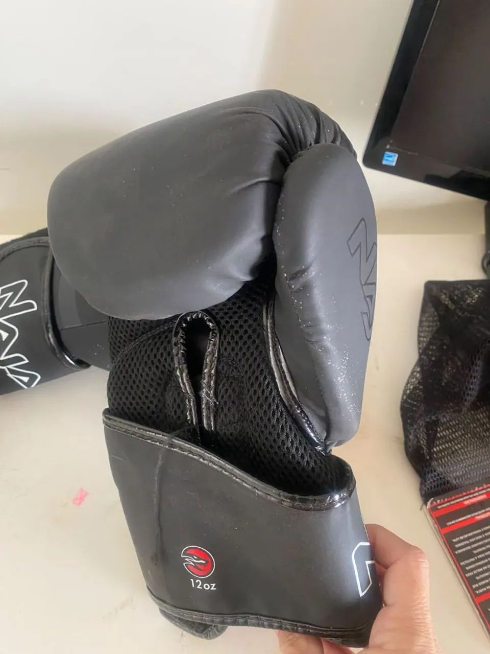 Luvas de boxe com faixa para mão - Foto 2