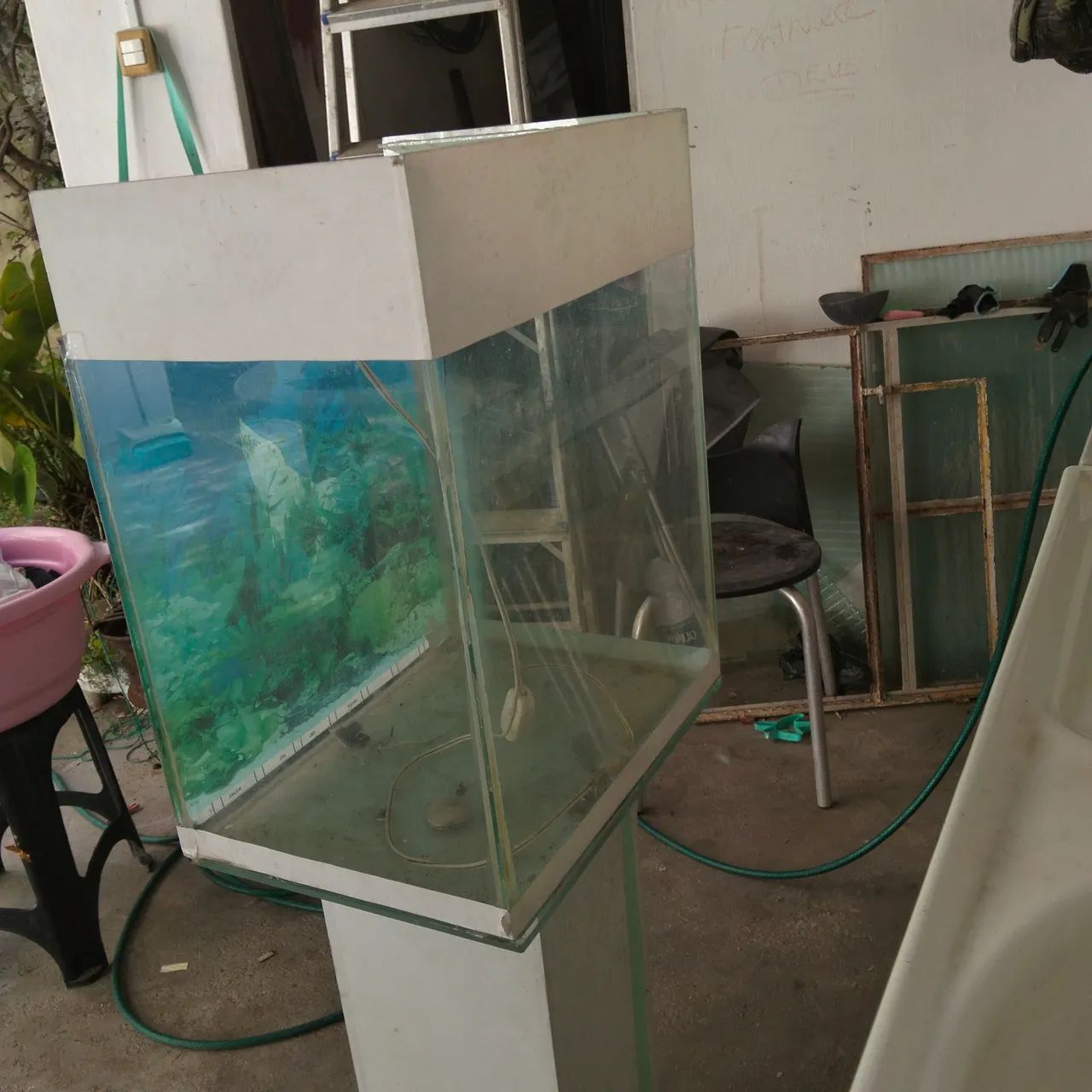 Aquário com base de vidro - Foto 2