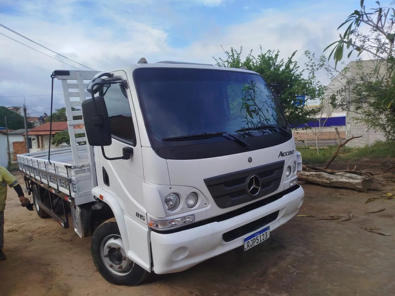Accelo 815 - Foto 5