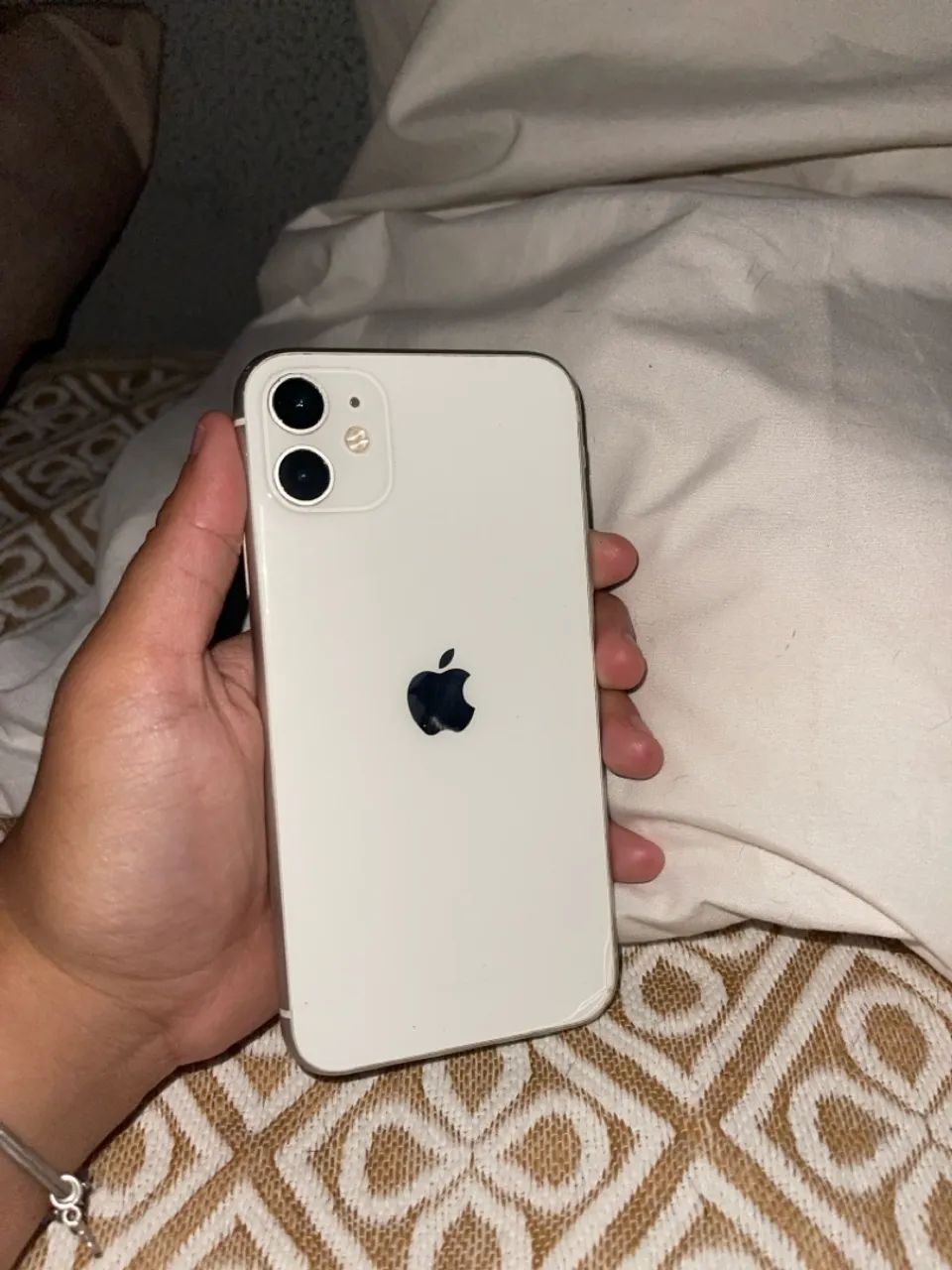 Vendo iPhone 11 (preço a negociar) 