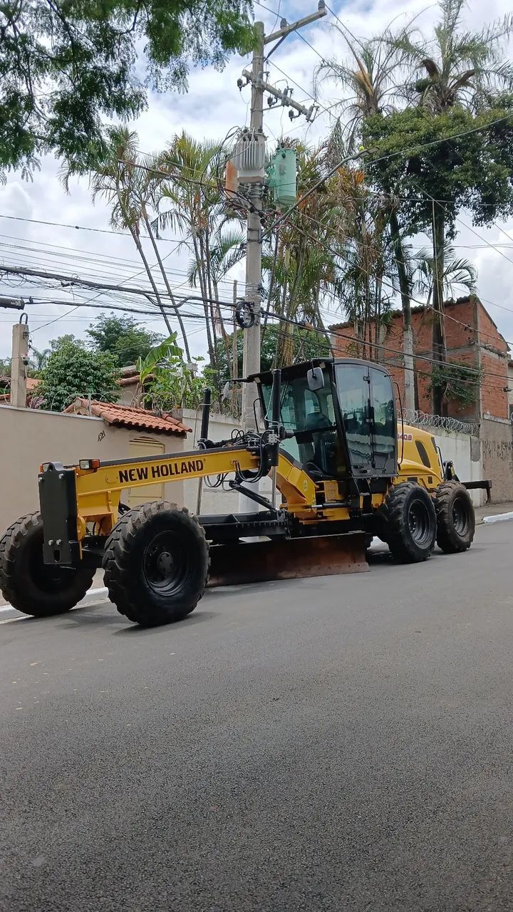 Motoniveladora New Holland rg140b 2012 com 5.100 horas  - Foto 2