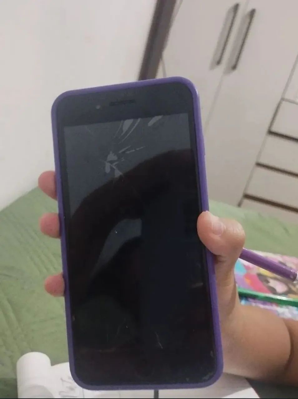 iphone 8 normal com ah tela um pouco ruim
