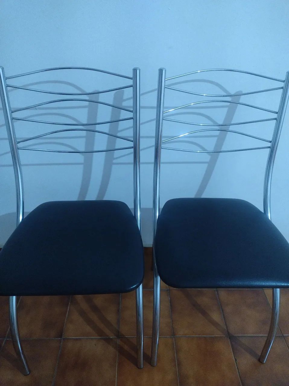 Mesa de vidro com 6 cadeiras - Foto 3