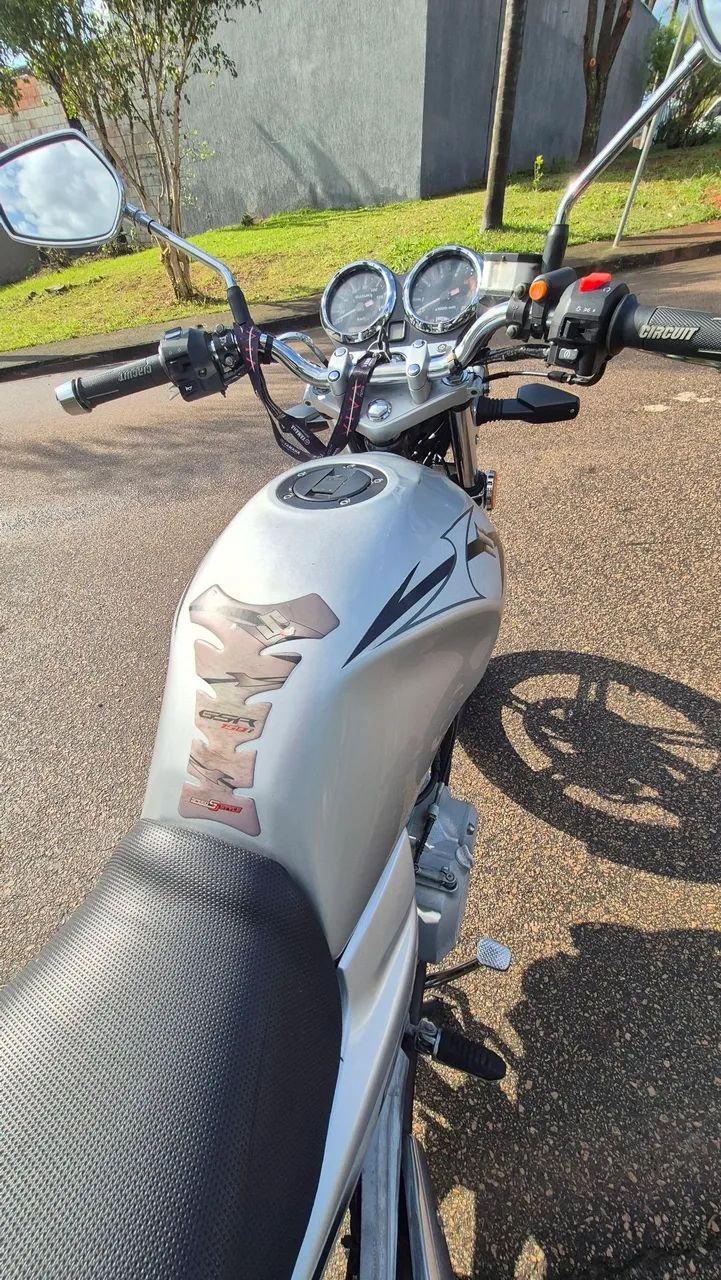 Suzuki 150 2013 - Foto 3
