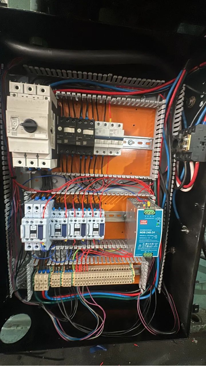 Quadro de comando para automação, controle e distribuição de energia. - Foto 2