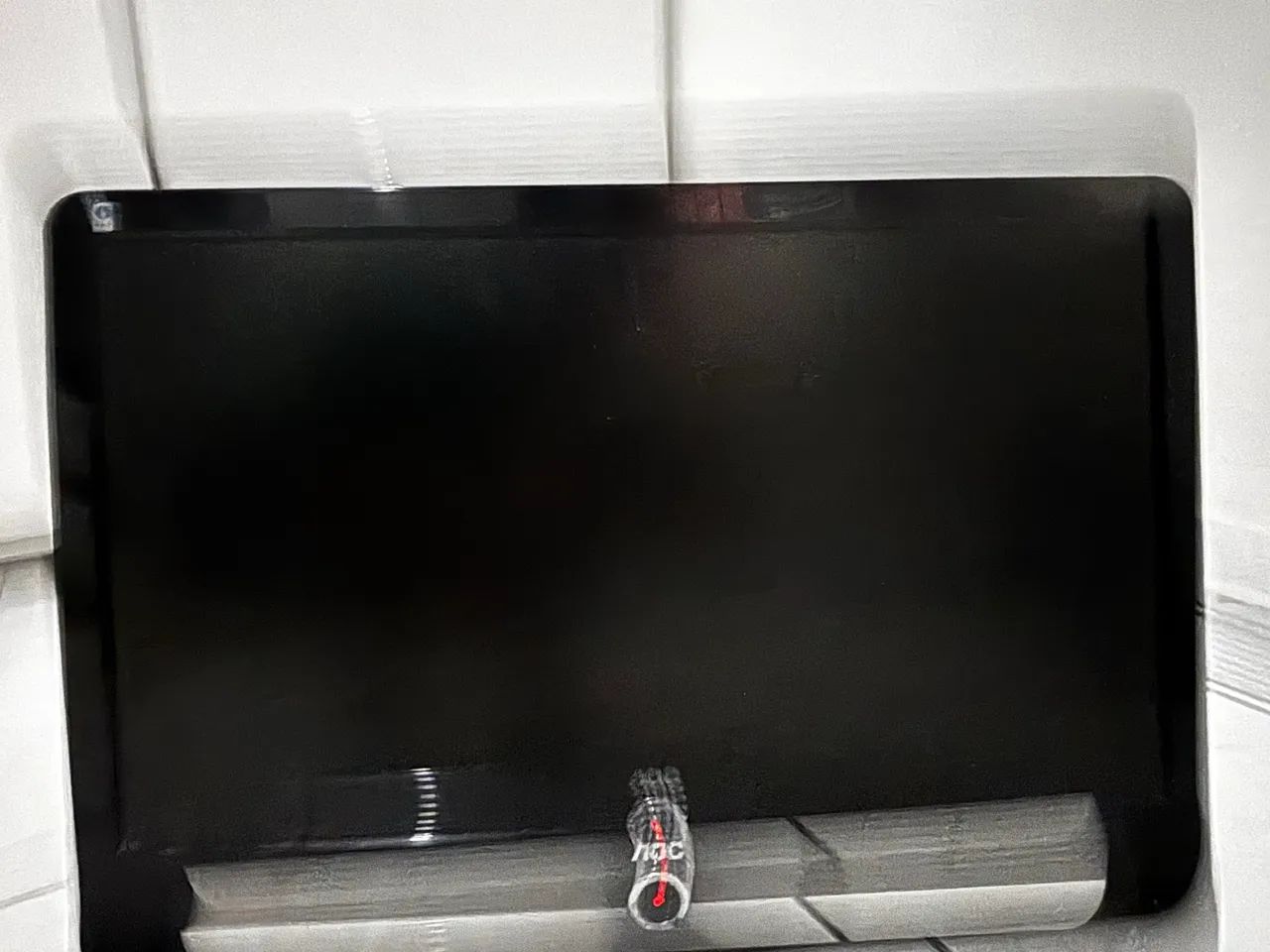 monitor aoc f22 lcd preto - Foto 2