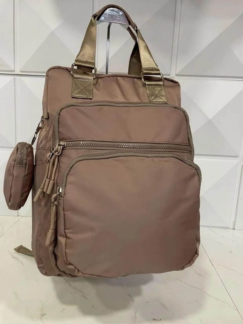 Mochila feminina impermeável  - Foto 4