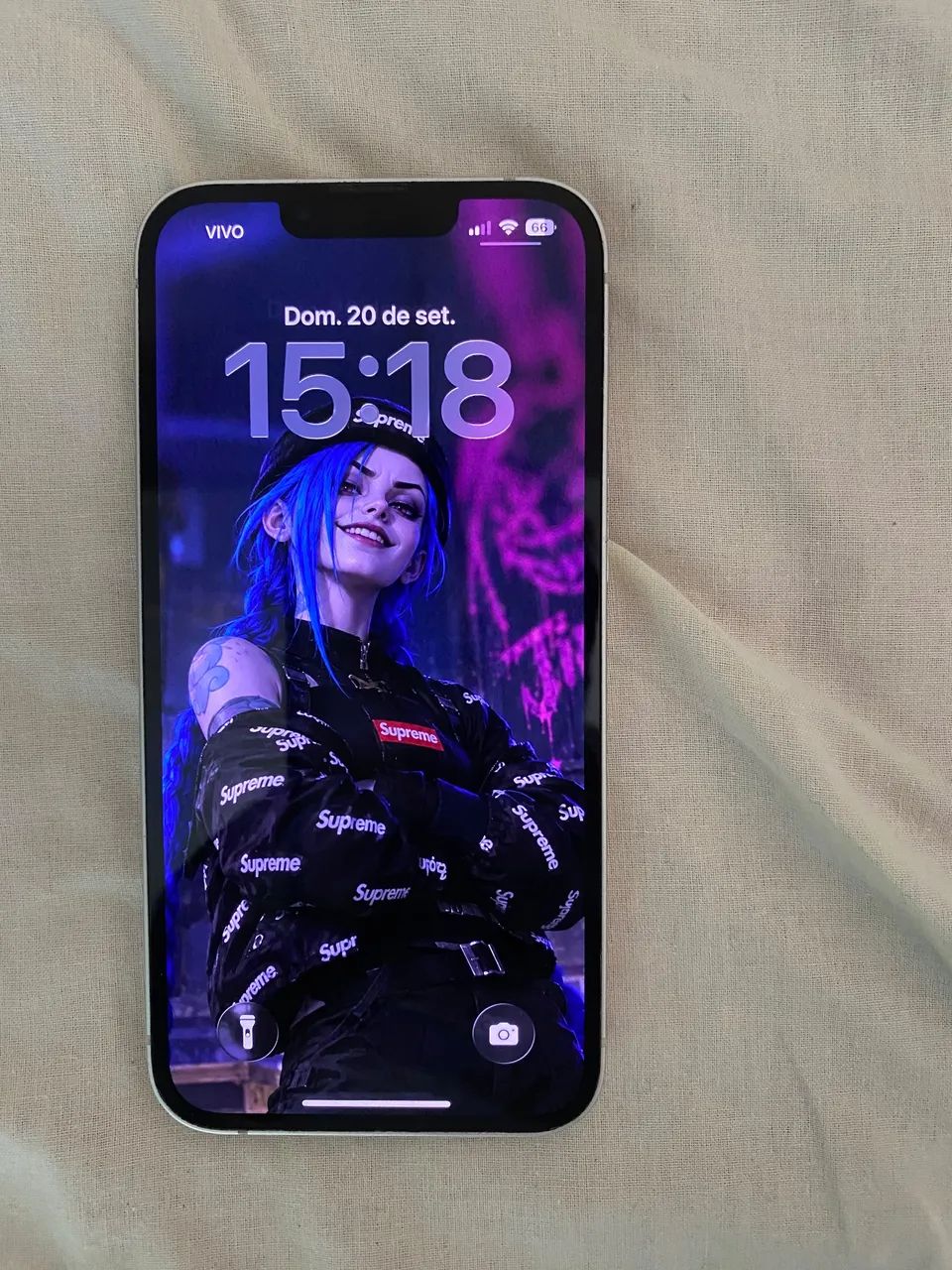 iPhone 13, 84% de bateria com caixa  - Foto 4
