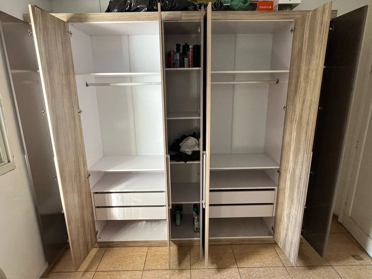 Armário 7 Portas
