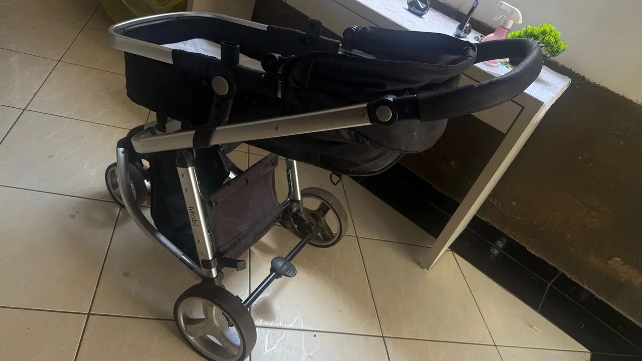 Itens de bebê e amamentação 