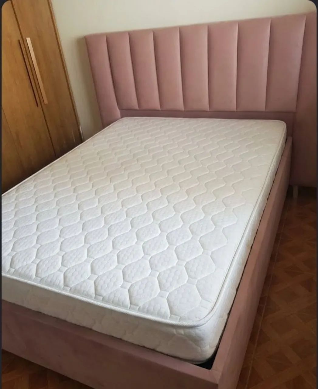 Cama bom casal com cabeceira