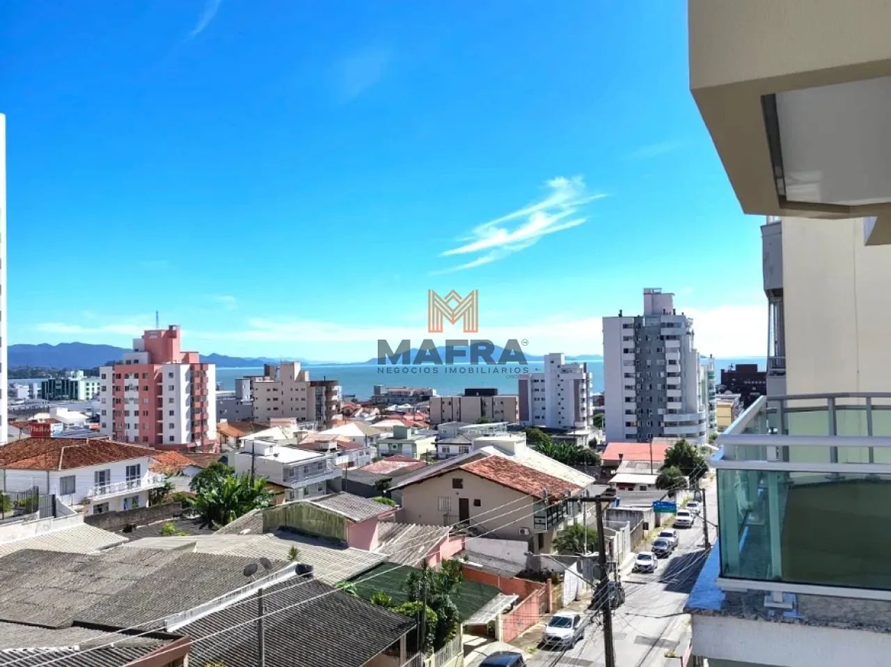 Apartamento 2 dormitórios sendo 1 suíte - Barreiros - Foto 2