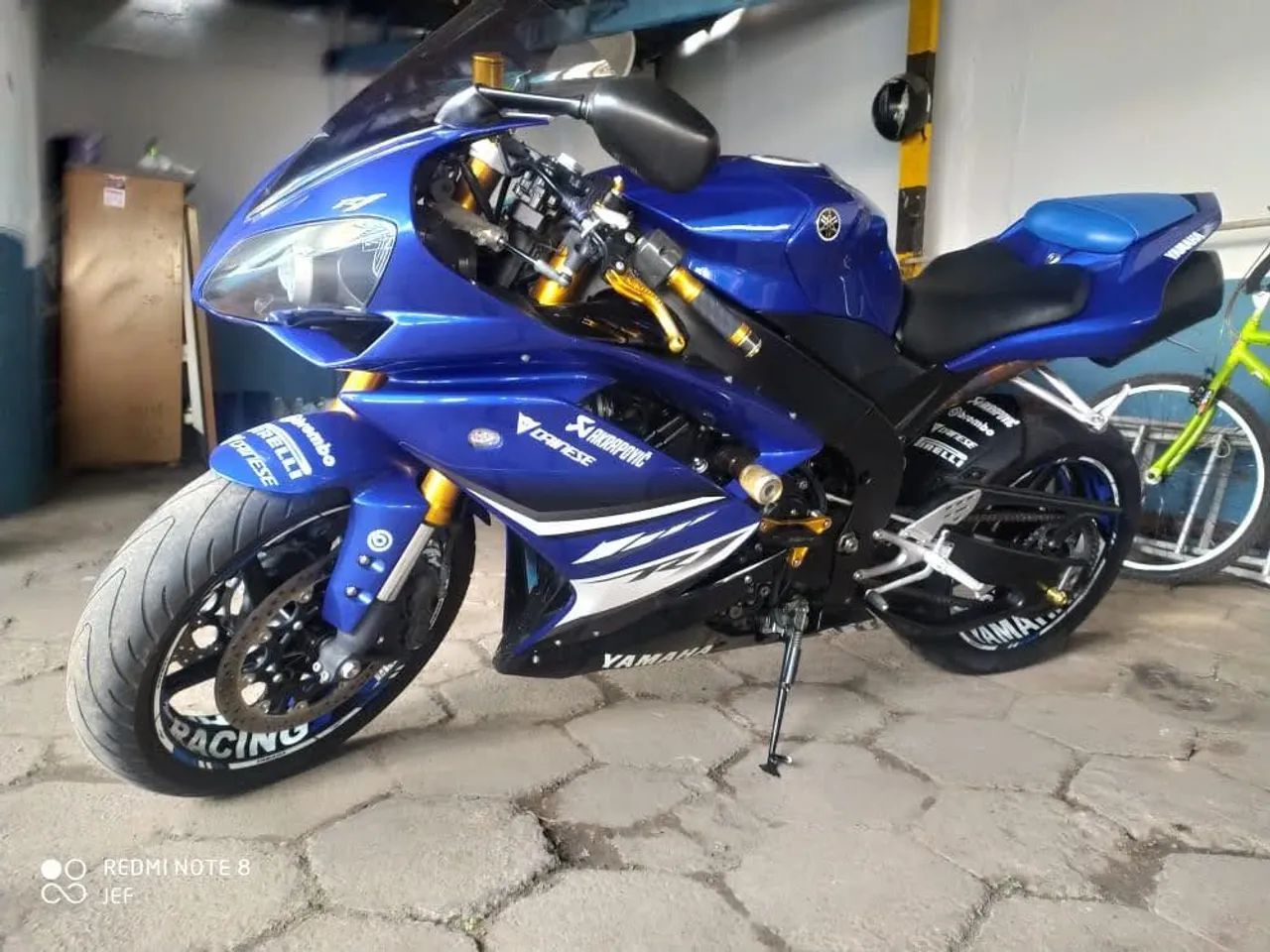 R1 2008 - Foto 4