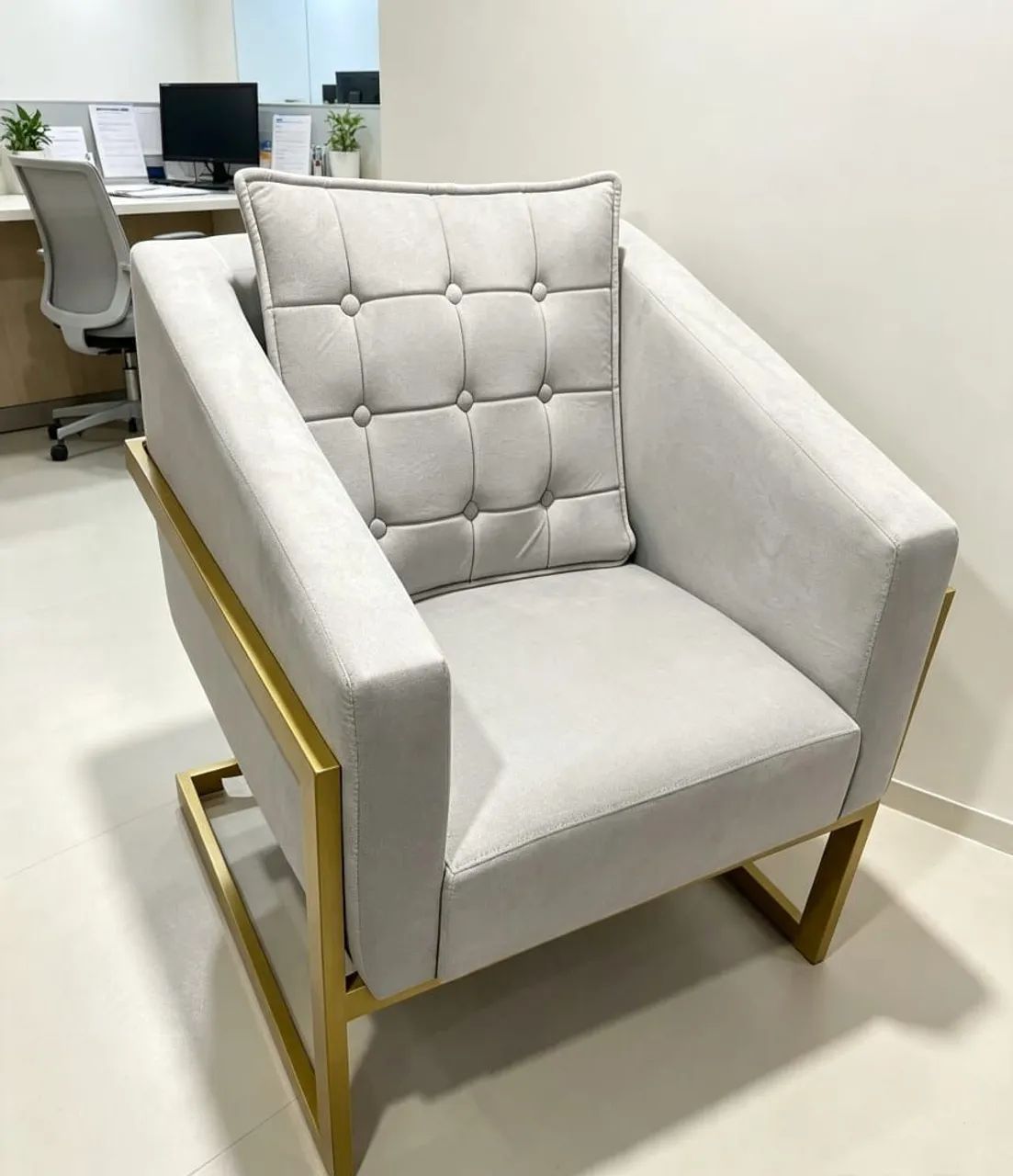 VENDO: *Poltrona Ravena Metalon* - Foto 4