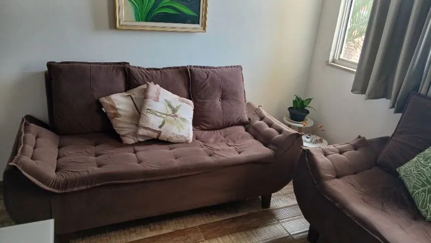 Conjunto de sofá, cor marron e almofadas soltas - Foto 3